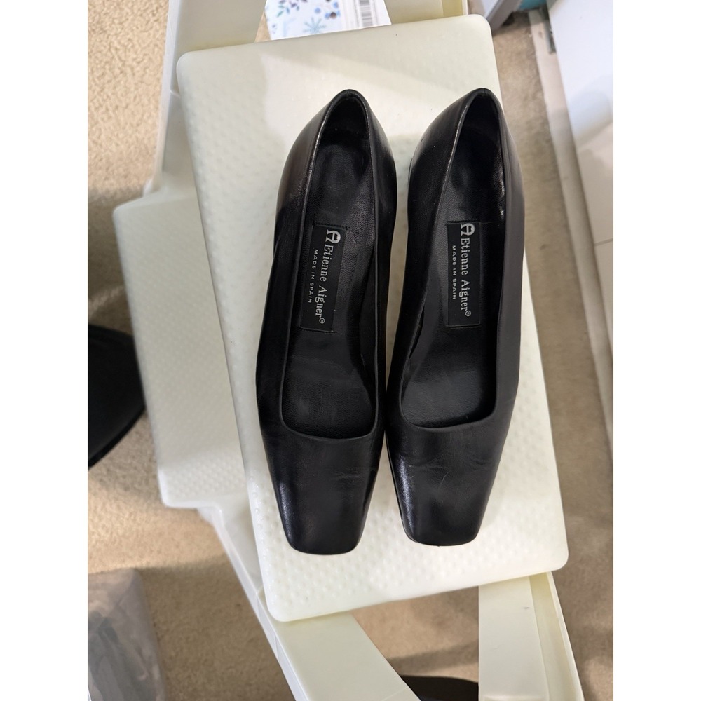 Eitienne Aigner Black Leather Short Heel Size 6.5 VTG‎